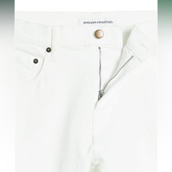 🌟3/$15 Amazon Essentials Men's Athletic-Fit Stretch Jean - Picture 6 of 6